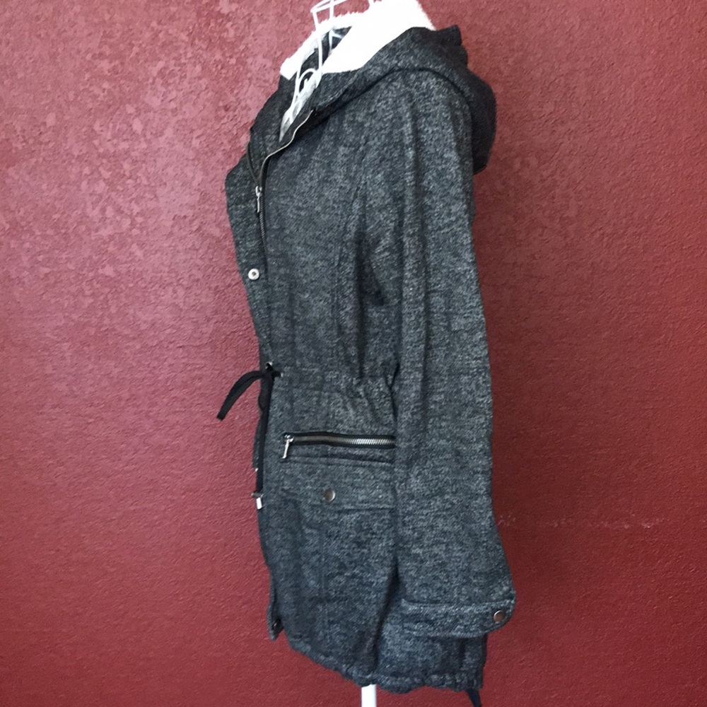 Jacket - Picture 4 of 4